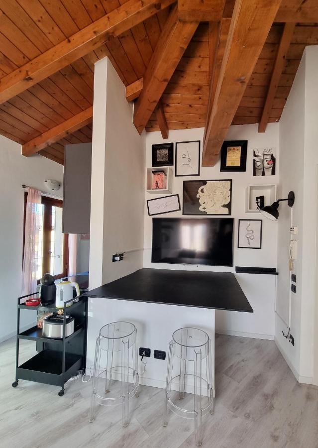Apartment Francesca's Heart Desenzano-by Goccia Di Desenzano del Garda